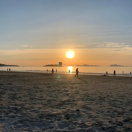 Plaza America Apartmán *